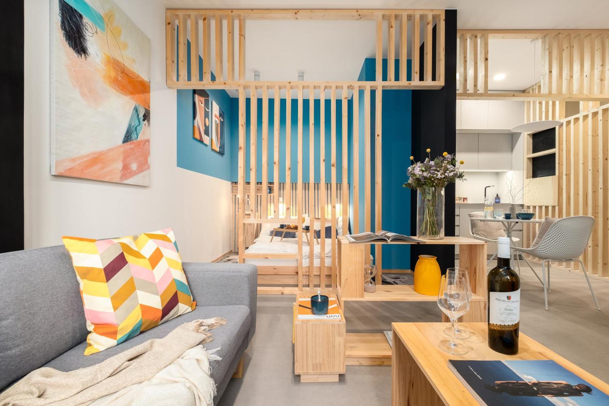 Apartment Days - Playful In Trendy Area *
